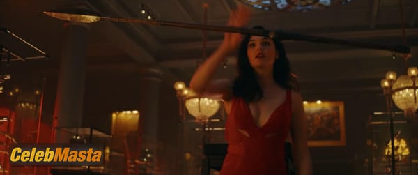 Gal Gadot Photo Set from Red Notice photo 10