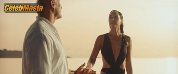 Gal Gadot Photo Set from Red Notice photo 14