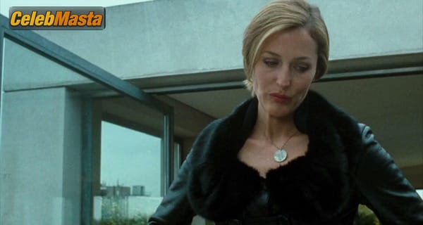 Photo Gallery: Gillian Anderson in Closure photo 5