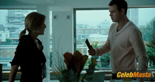 Photo Gallery: Gillian Anderson in Closure photo 15