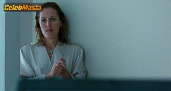 Photo Gallery: Gillian Anderson in Closure photo 19