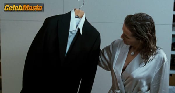 Photo Gallery: Gillian Anderson in Closure photo 22