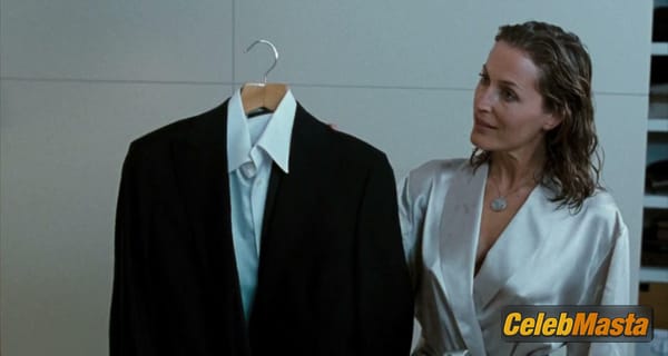 Photo Gallery: Gillian Anderson in Closure photo 34