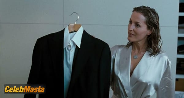 Photo Gallery: Gillian Anderson in Closure photo 46