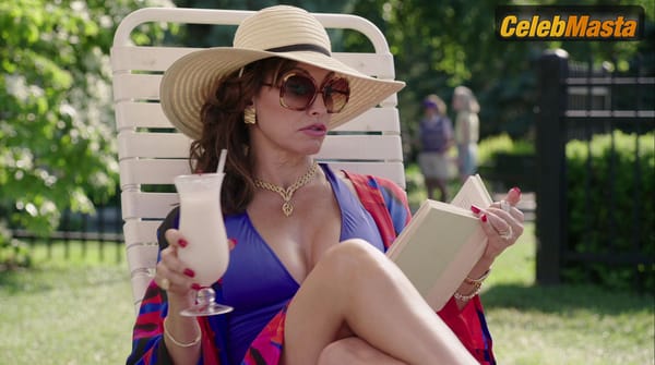 Gina Gershon Photo Gallery from Red Oaks photo 5