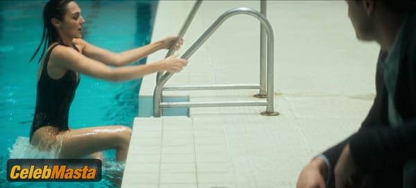 Photo Gallery: Gal Gadot in Heart Of Stone photo 6
