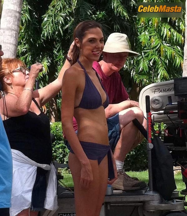 Gal Gadot Scene Photos Gallery from Fast Five photo 7