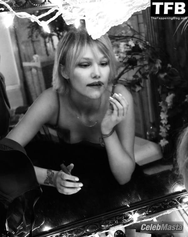 Grace Vanderwaal Gallery: Social Media Photos Collection photo 2