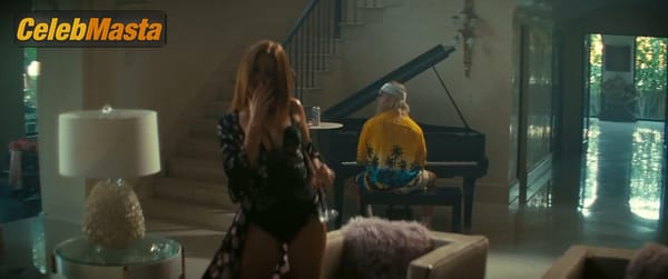 Isla Fisher Scene Photos Gallery from The Beach Bum photo 10