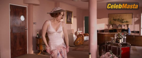 Isla Fisher Photos from Blithe Spirit photo 12