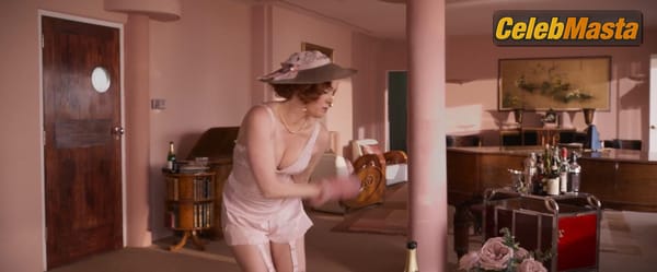 Isla Fisher Photos from Blithe Spirit photo 13
