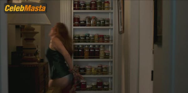 Isla Fisher Photo Collection from Wolf Like Me photo 7