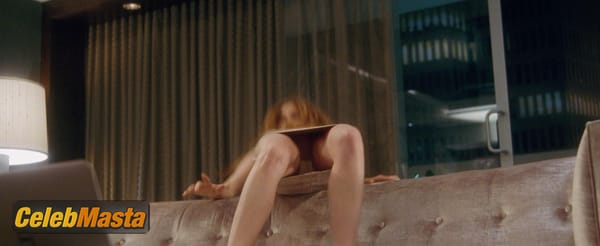 Isla Fisher Photos from Keeping Up With The Joneses photo 5
