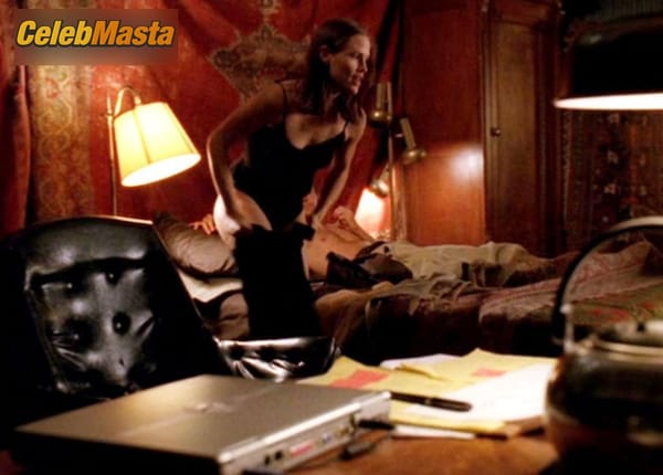 Jennifer Garner Photo Gallery from Alias photo 29