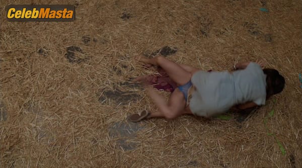 Juliette Lewis Photo Set from Camping photo 10
