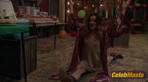 Juliette Lewis Photo Set from Camping photo 14