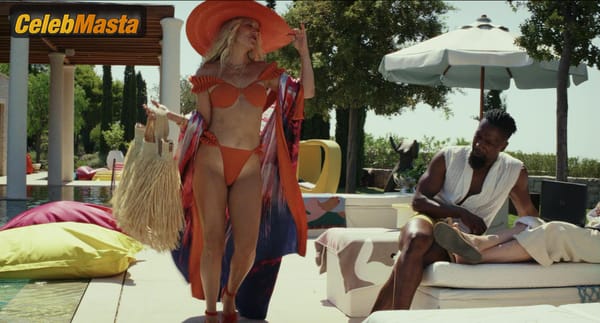 Kate Hudson Photo Set from Glass Onion A Knives Out Mystery photo 6