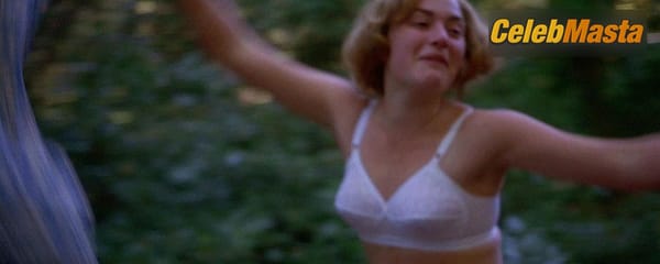Kate Winslet Scene Photos Gallery from Heavenly Creatures photo 9