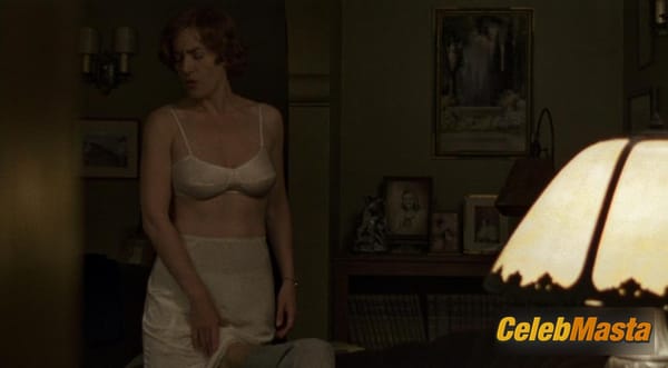 Kate Winslet Photo Gallery from Mildred Pierce photo 16