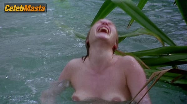 Kate Winslet Photo Set from Iris photo 9