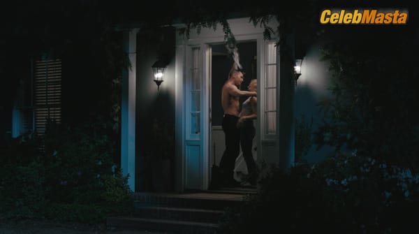 Kristen Bell Photo Gallery from The Woman In The House Across The Street From The Girl In The Window photo 11