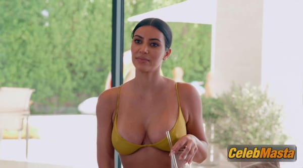 Kim Kardashian Photo Gallery from Keeping Up With The Kardashians photo 19