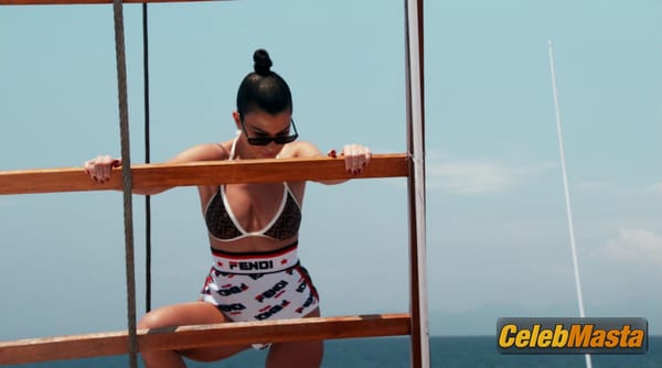 Kourtney Kardashian Photo Collection from Keeping Up With The Kardashians photo 26