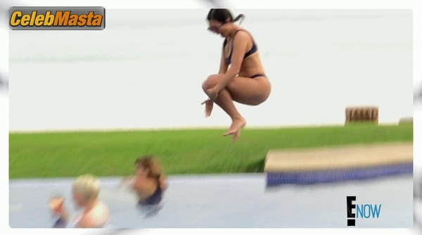 Kourtney Kardashian Photo Collection from Keeping Up With The Kardashians photo 64
