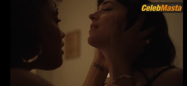 Kiersey Clemons Photo Set from Am I Ok? photo 13