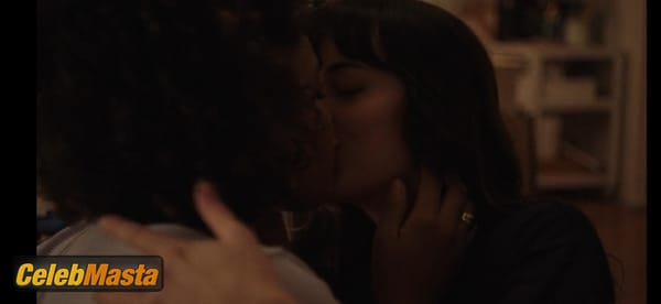 Kiersey Clemons Photo Set from Am I Ok? photo 15