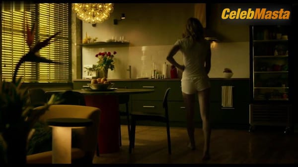 Laura Vandervoort Photo Gallery from Rabid photo 13