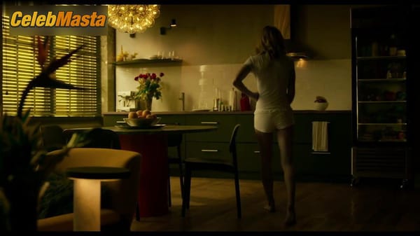 Laura Vandervoort Photo Gallery from Rabid photo 16