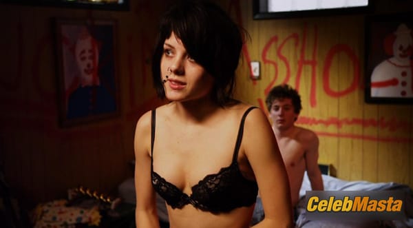 Laura Wiggins Photo Collection from Shameless photo 38