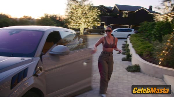 Kim Kardashian Scene Photos Gallery from The Kardashians photo 33