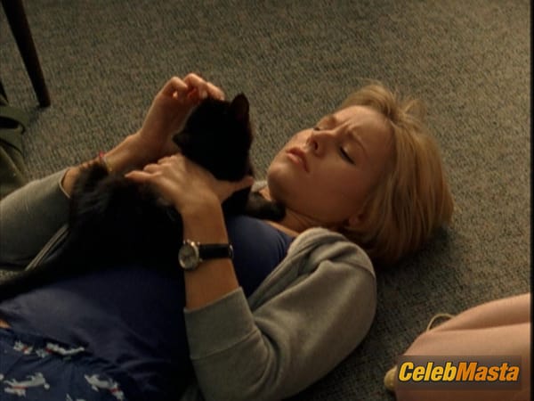 Kristen Bell Photos from Gracie’s Choice photo 3