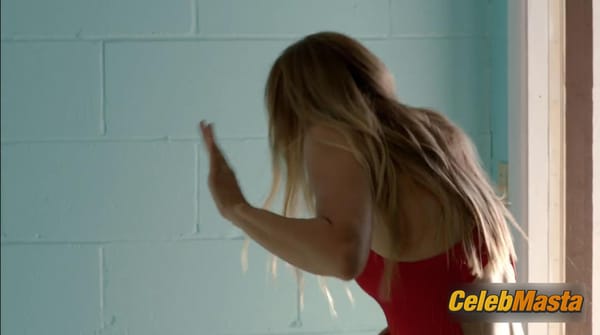 Kristen Bell Photo Gallery from The Lifeguard photo 15