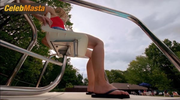 Kristen Bell Photo Gallery from The Lifeguard photo 17