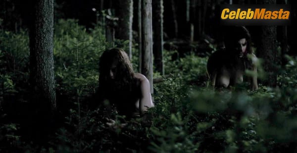 Lake Bell Scene Photos Gallery from Black Rock photo 9