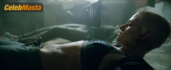 Kristen Stewart Photos from Underwater photo 11