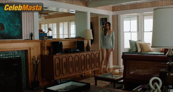 Liana Liberato Photo Set from The Beach House photo 19