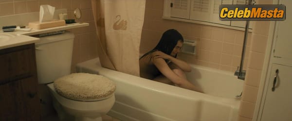 Lily Collins Photo Gallery from Extremely Wicked, Shockingly Evil And Vile photo 13
