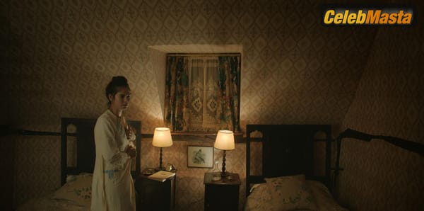 Lily James Photo Gallery from The Dig photo 6