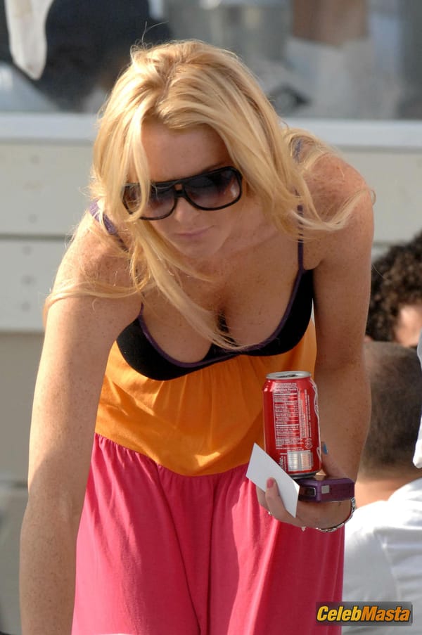 Lindsay Lohan Photos from Beach Babes photo 19