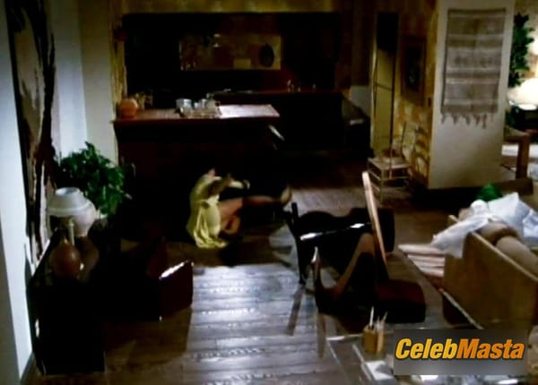 Lynda Carter Scene Photos Gallery from Wonder Woman photo 99