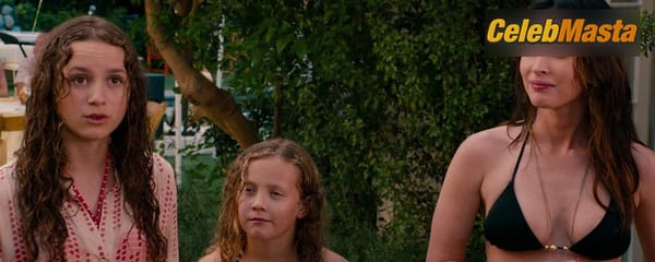 Megan Fox Scene Photos Gallery from This Is 40 photo 1