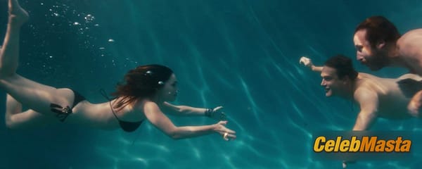 Megan Fox Scene Photos Gallery from This Is 40 photo 9