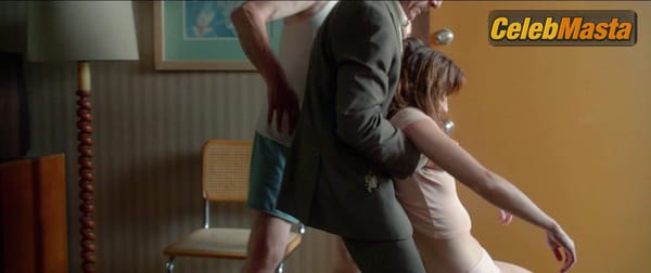 Mary Elizabeth Winstead Photo Set from Faults photo 22