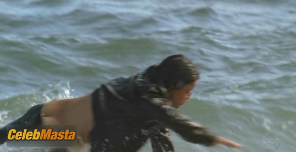 Michelle Rodriguez Photo Set from Lost photo 9