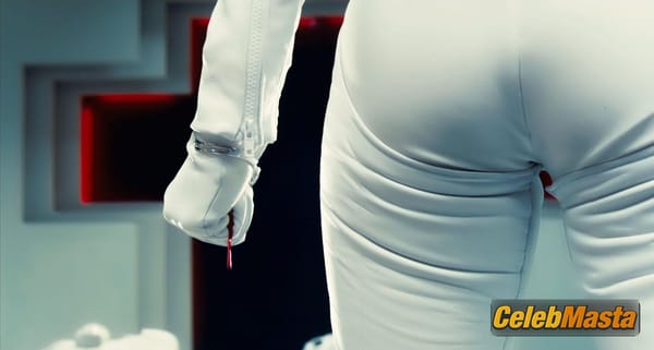 Milla Jovovich Photos from Ultraviolet photo 10