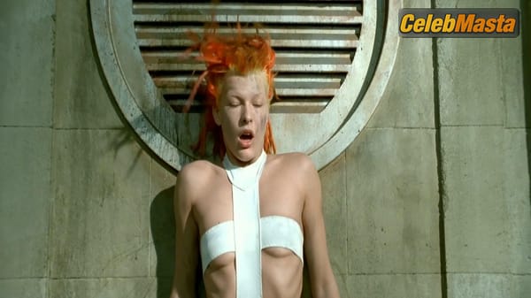 Milla Jovovich Photos from The Fifth Element photo 11